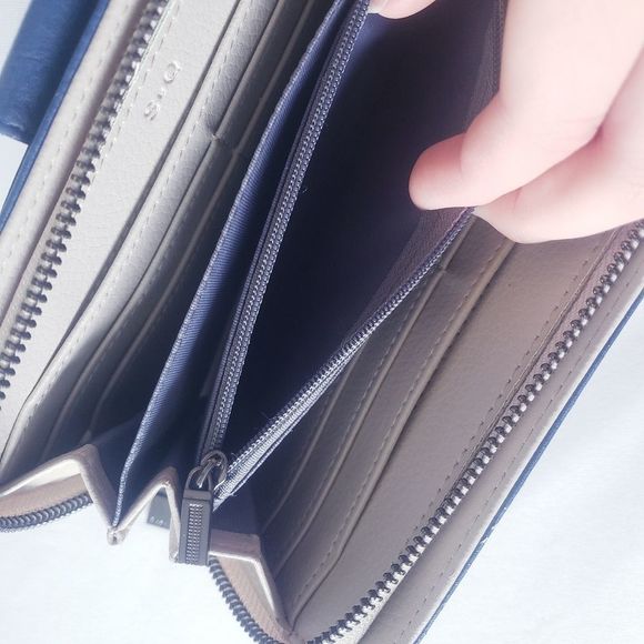 SQ Dona Smartphone Contenial Zip Wallet - Picture 9 of 13